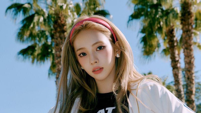 Konsep High Teeen Kembali Naik, Sederet Idol K-Pop Perempuan Ini Pancarkan Aura Kuat di Penampilannya