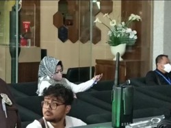 Kadinkes Lampung Tiba di KPK, Akan Diperiksa Lagi soal Harta Kekayaan
