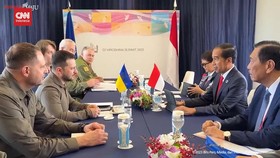 VIDEO: Jokowi Bertemu Zelensky di G7 Bahas Upaya Damai Ukraina-Rusia