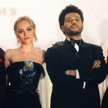 Lily Rose Hindari The Weeknd saat Syuting 'The Idol', Ada Apa?