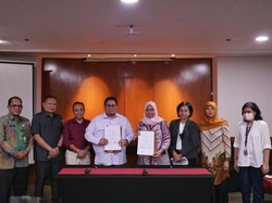Bawaslu dan KPAI Teken MoU Cegah Eksploitasi Anak di Pemilu 2024