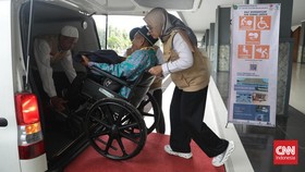 FOTO: Calon Jemaah Haji 2023 Kloter I Masuk Asrama Hari Ini