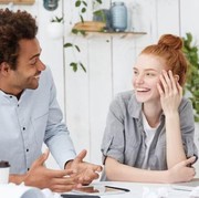 7 Hal yang Hanya Dilakukan Perempuan Berdaya dalam Hubungan, Salah Satunya Mandiri Secara Finansial