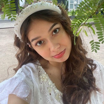 Unggahan Rebecca Klopper di Tengah Isu Putus dengan Fadly Faisal