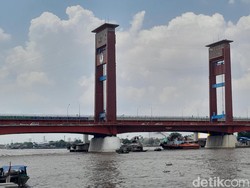 10 Wisata di Palembang Dekat Pusat Kota, Ada Jembatan Ampera hingga Monpera