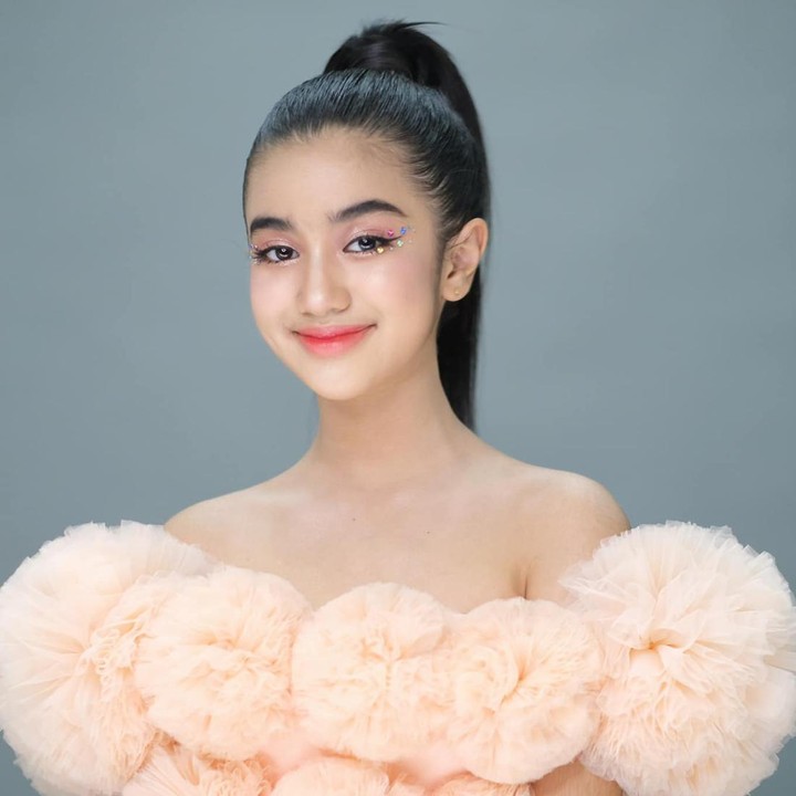 <p>Harapan tersebut akan segera menjadi kenyataan karena ia mendapat tawaran casting dari seorang CEO agensi, Na Yoon Jung. Jika Jenna menerima tawaran menjadi idol, industri K-Pop akan memiliki anggota kerajaan pertamanya, nih. (Foto: dok. Facebook Jenna Norodom)<br /><br /><br /></p>