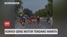 VIDEO: Konvoi Geng Motor Tendang Wanita