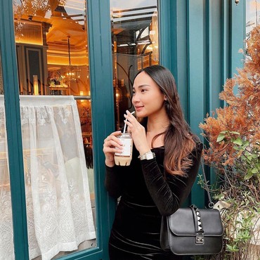 Kronologi Putri Indonesia Intelegensia Dihujat Usai Jadi Calo Tiket Coldplay