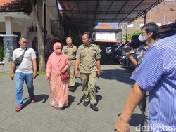 Masriah Penyiram Tinja Jadi Tersangka Tapi Tak Ditahan, Apa Alasannya?