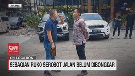 VIDEO: Sebagian Ruko Serobot Jalan Belum Dibongkar