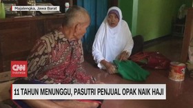 VIDEO: Puluhan Tahun Menabung, Penjual Opak & Penjual Arang Naik Haji