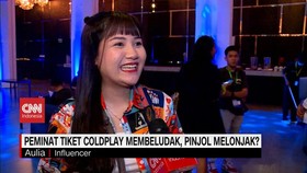 VIDEO: Peminat Tiket Coldplay Membeludak, Pinjol Melonjak?