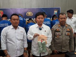 Ayah-Anak Cetak dan Edarkan Uang Palsu di Palopo Ditangkap