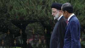 Jokowi sampai Raja Salman Berduka Atas Kematian Presiden Iran Raisi