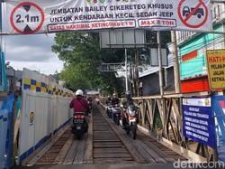 Warga: Proyek Jembatan Cikereteg Bogor Pengaruhi Pendapatan-Rumah Rusak