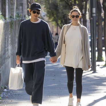 Sweet Banget, Song Joong Ki Ungkap Peran Istrinya di Festival Cannes