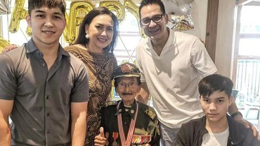 img-title Kabar Duka, Ayah Ira Wibowo Meninggal Dunia