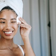 BeauPicks: 4 Rekomendasi Exfoliating Pad untuk Membersihkan Pori-pori yang Praktis dan Efisien