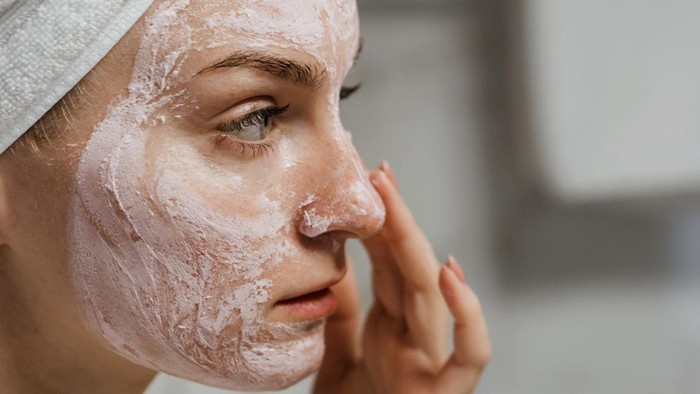 img-title BeauPicks: 6 Rekomendasi Masker dari Brand Lokal yang Bisa Membersihkan Sekaligus Kecilkan Pori-pori