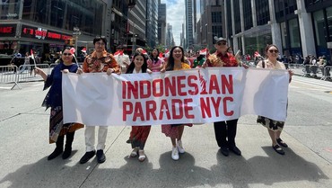 Parade di Kota New York, Indonesia Curi Perhatian karena Baju Tradisional