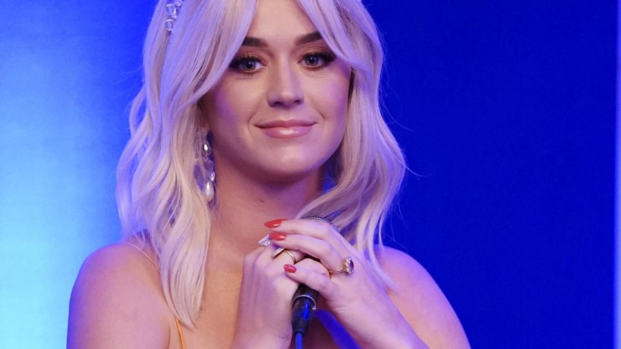 AMERICAN IDOL - American Idol Judges Luke Bryan, Katy Perry and Lionel Richie, along with in-House mentor Bobby Bones, and the Top 8 Finalists attended a private listening session in Hollywood, where guests were treated to intimate performances from the budding superstars, and a Q&A session with the judge panel, moderated by Radio Disney's, Morgan Tompkins. (Eric McCandless White via Getty Images)

KATY PERRY