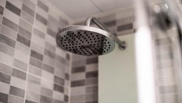 img-title Keramas tanpa Sampo Saat Mandi Wajib, Sah atau Tidak?