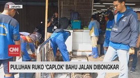 VIDEO: Puluhan Ruko 'Caplok' Bahu Jalan Dibongkar