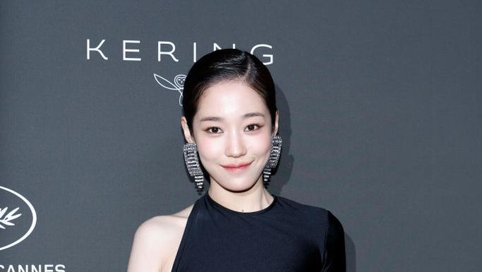 Punya Popularitas Melejit, Ini 4 Aktris Muda Korea yang Disebut 'The Daughter of Netflix'