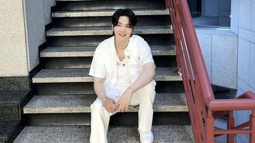 img-title Media Korea Soroti Jumlah Fans Suga BTS usai Kendarai Skuter Saat Mabuk