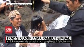VIDEO: Tradisi Cukur Anak Rambut Gimbal