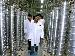 Eks Presiden Garis Keras Ahmadinejad Daftar Capres Iran