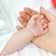 5 Gejala dan Cara Atasi Baby Blues, New Moms Wajib Tahu!