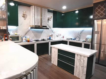 7 Potret Dapur Rumah Ashanty-Anang di Cinere, Didominasi Warna Hijau dan Putih