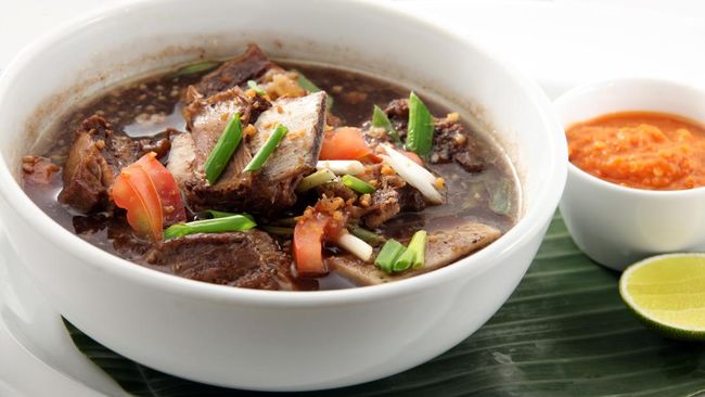 'Kota makanan enak' jadi julukan baru Makassar, Sulawesi Selatan. Sejarawan kuliner Andreas Maryoto merasa julukan tersebut pas diberikan untuk Makassar.