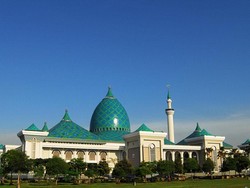 5 Masjid Besar di Surabaya untuk Salat Idul Adha 2024