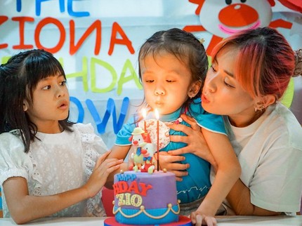 7 Potret Ultah ke-6 Ziona, Joanna Alexandra Beri Ucapan Menyentuh untuk Sang Putri