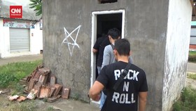 VIDEO: Densus 88 Tangkap Terduga Teroris di Malang