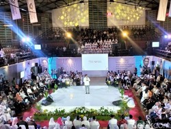 Sejumlah Kepala Daerah Hadiri Haul Eril di GOR Saparua Bandung