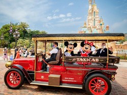 Kerajaan Baru Disneyland: Taman Hiburan Raksasa