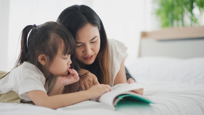 Ilustrasi Pilihan Buku untuk Anak Kelas 1 SD