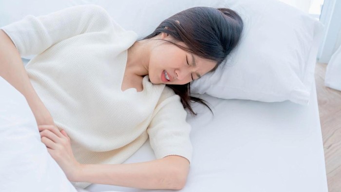 4 Minuman Sehat yang Bisa Bantu Redakan Nyeri Menstruasi