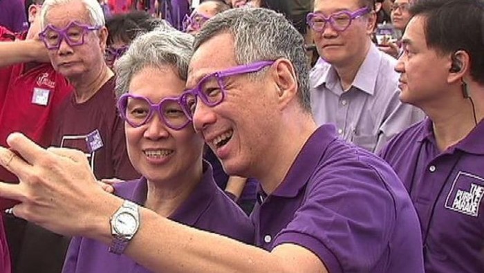 Sederhana, Ternyata Jam Tangan PM Singapura Lee Hsien Loong Harganya Cuma Segini!
