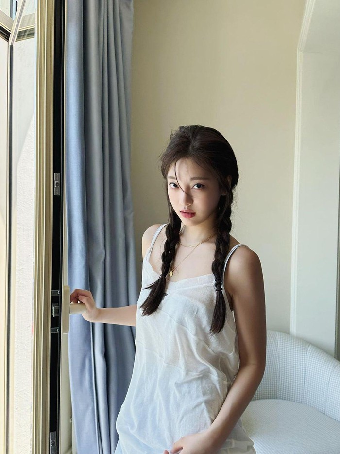 Ningning mengatakan bahwa ia merasa aespa sudah menjadi genre sendiri di dunia K-Pop. Namun, ia tetap ingin mempertahankan warna unik aespa yang selama ini menerima banyak cinta dari para penggemar.