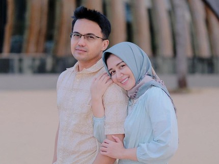 Ditanya Bagaimana bila Tak Bisa Punya Anak, Jawaban Sahrul Gunawan bikin Istri Menangis