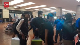 VIDEO: Puluhan WNI Korban Penyekapan di Myanmar Tiba di Indonesia