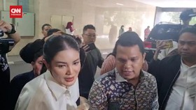 VIDEO: Nindy Ayunda Diperiksa Bareskrim Terkait Dito Mahendra