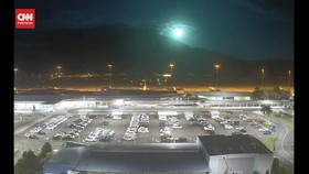 VIDEO: Detik-detik Bola Api Diduga Meteor Jatuh di Australia
