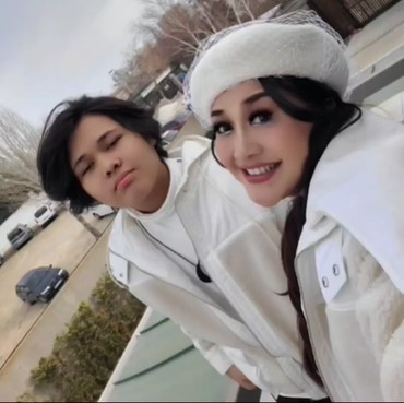 Paramitha Rusady Baper Tahu Anak Pilih Dipeluk Pacar Saat Sakit