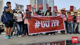 Komisi I DPR Jelaskan Alasan Rapat RUU ITE Kerap Digelar Tertutup