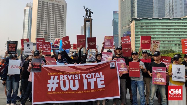 Revisi UU ITE jilid II mengubah sejumlah ketentuan di UU Nomor 11 Tahun 2008 dan UU Nomor 19 Tahun 2016.